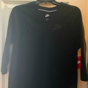 Nike 3/4 sleeve black shirt size small brand new